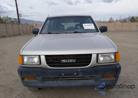 1997 Isuzu Rodeo Ls 3.2L/S 3.2L z USA, uszkodzony, nr VIN 4S2CM58V6V4350882